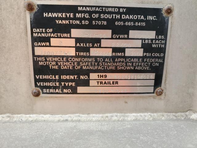 2001 Hawkeye Grain Trailer