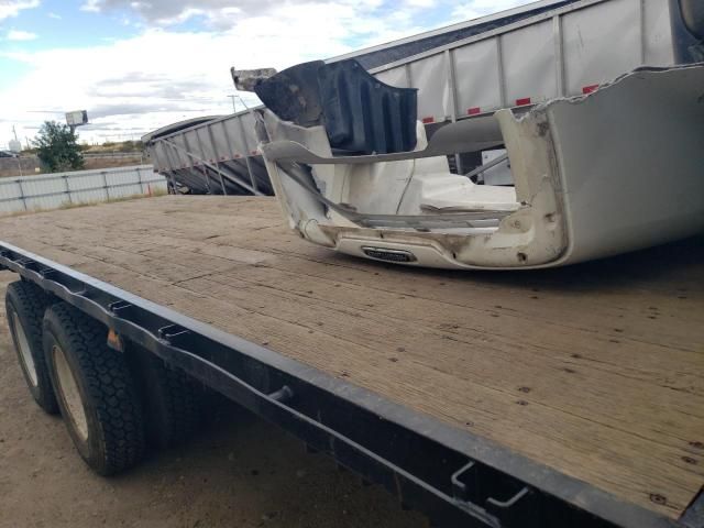 2009 Freightliner Business Class M2 Flatbed Truck