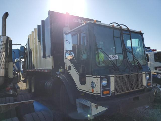 1998 Mack Trailer-Refuse Truck