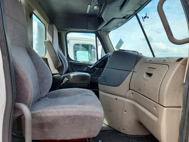 2018 Freightliner Cascadia 125 Semi Truck