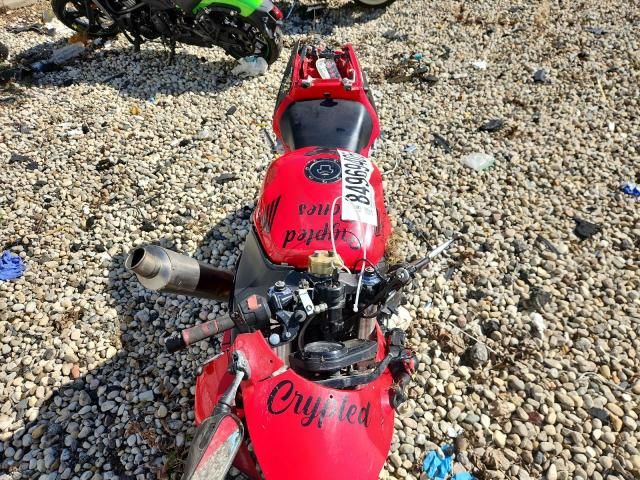 2002 Honda CBR900 RR