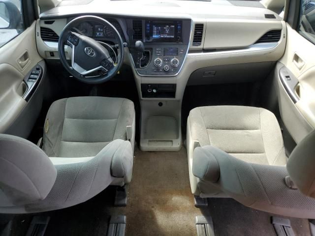 2016 Toyota Sienna