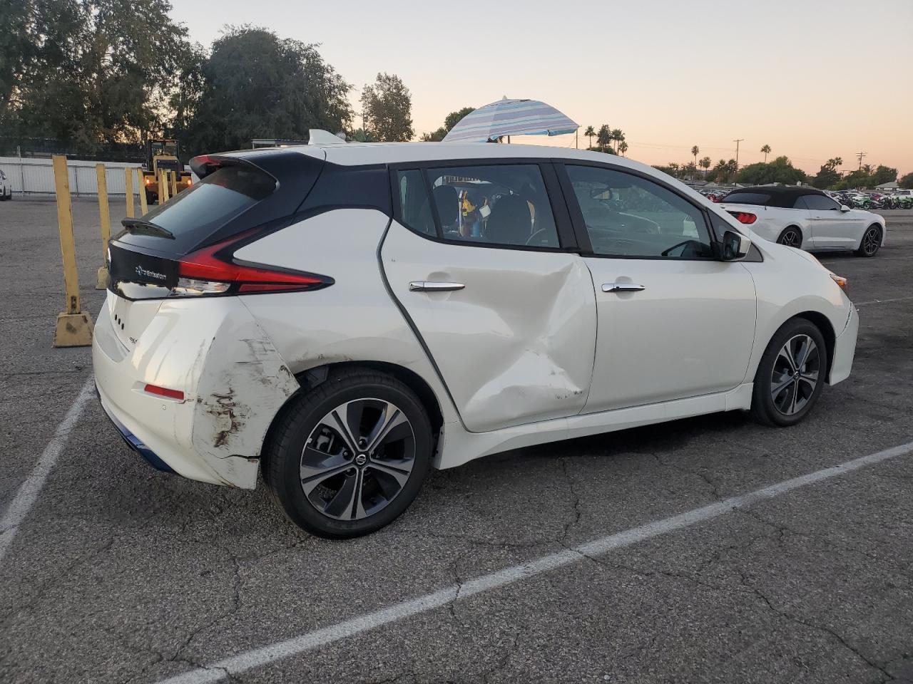 2022 Nissan Leaf sv