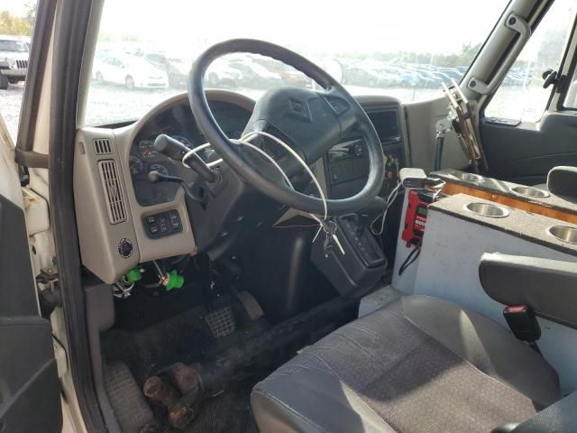 2017 International 4000 4300-BOX Truck