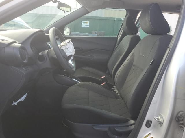 2018 Nissan Kicks S