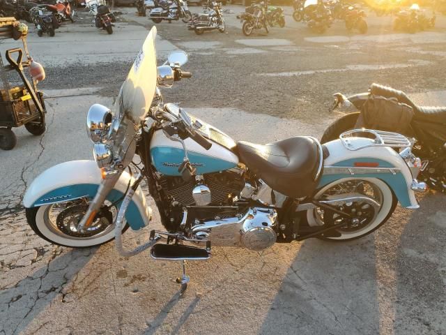 2017 Harley-Davidson Flstn Softail Deluxe