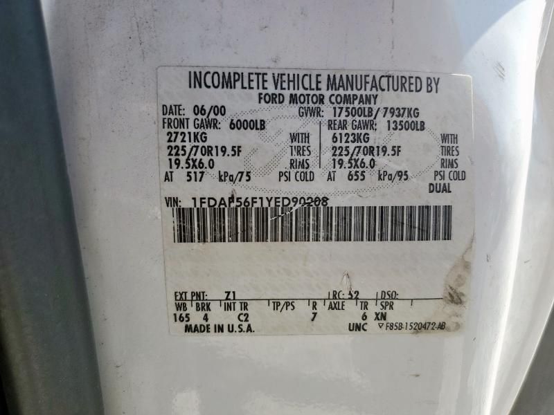 2000 Ford Super Duty F-550 XL