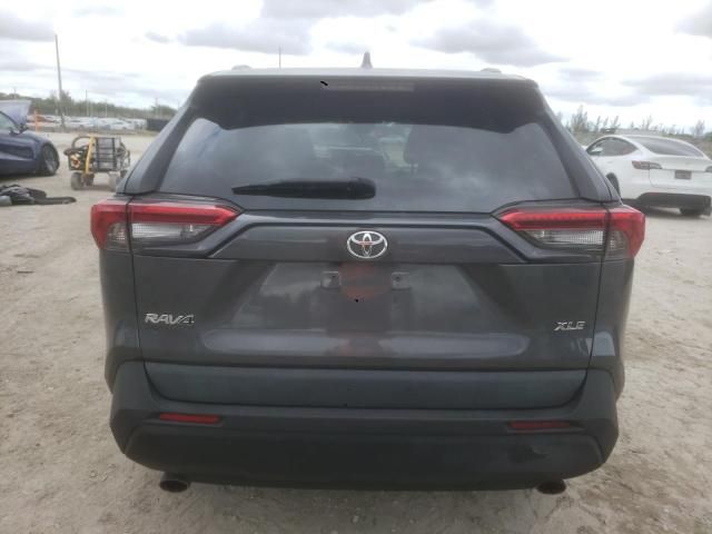 2021 Toyota Rav4 xle