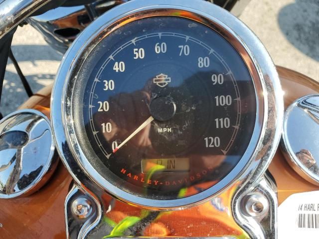 2014 Harley-Davidson FLD Switchback
