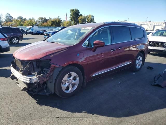 2018 Chrysler Pacifica Hybrid Touring l