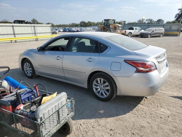 2015 Niss Altima 2.5 s
