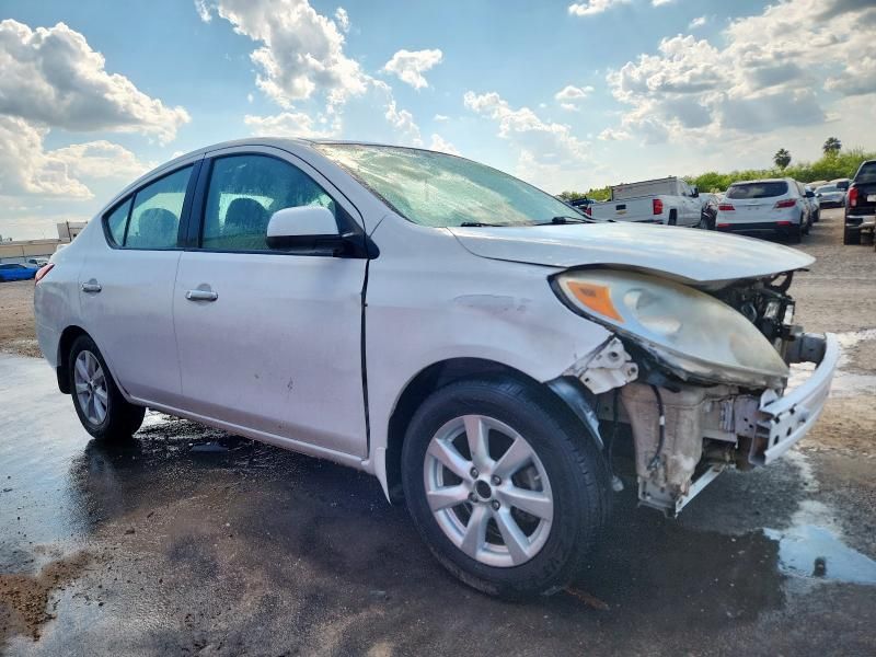 2014 Nissan Versa S