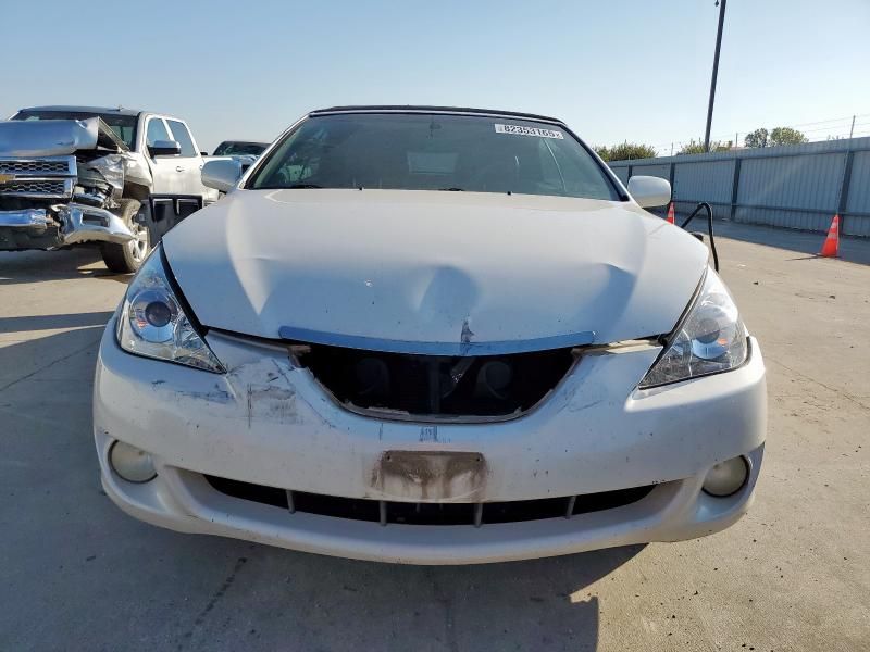 2005 Toyota Camry Solara SE