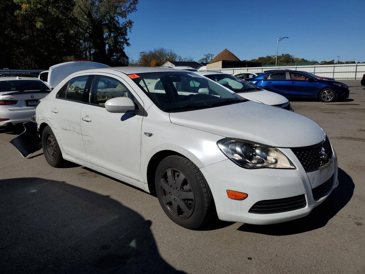 2010 Suzuki Kizashi s