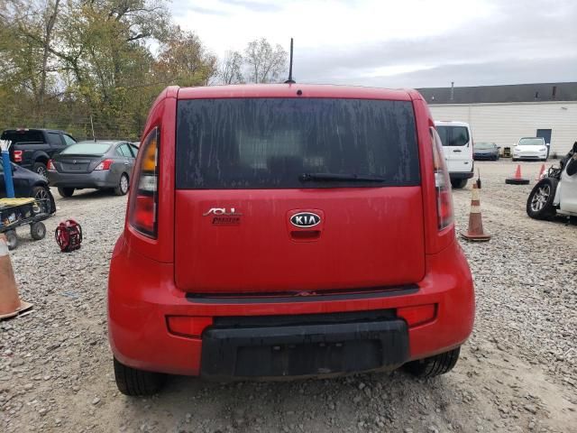 2011 KIA Soul +