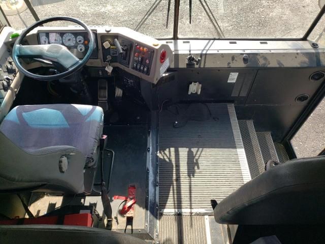 2013 Ic Corporation RE Series School-School Bus
