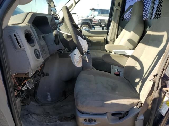 2013 Ford Econoline E250 Van