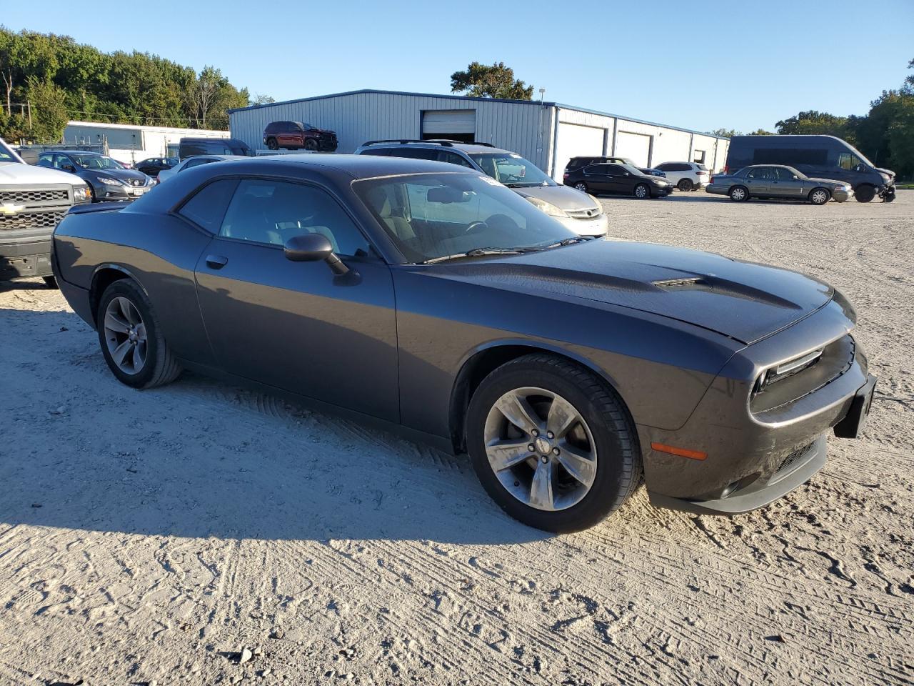 2020 Dodge Challenger sxt