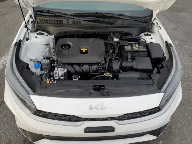 2023 KIA Forte lx