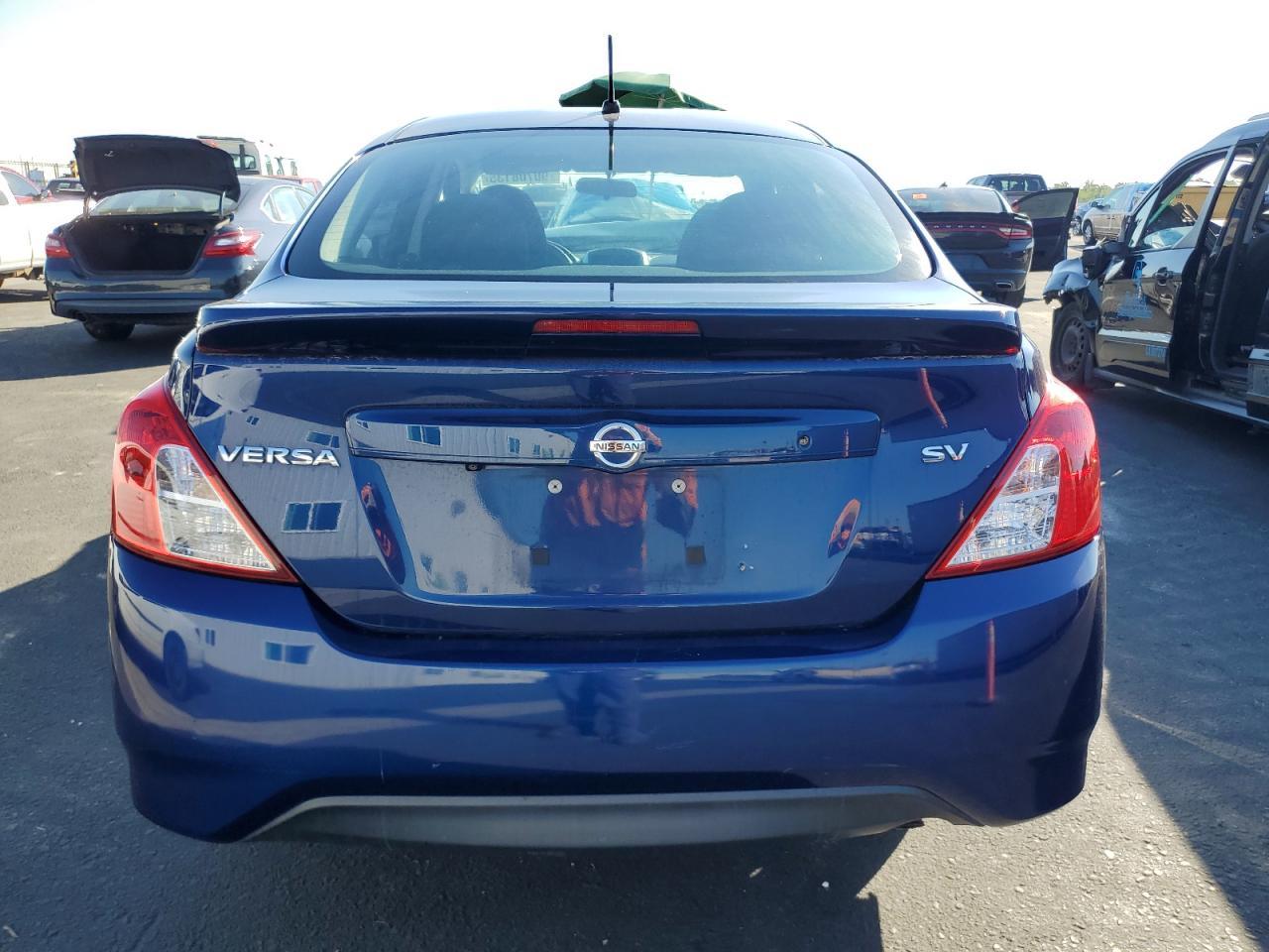 2019 Nissan Versa s