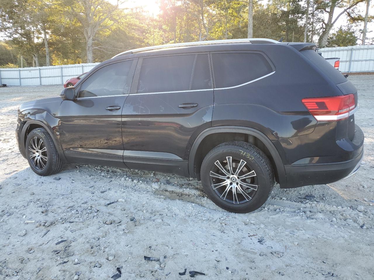 2018 Volkswagen Atlas se