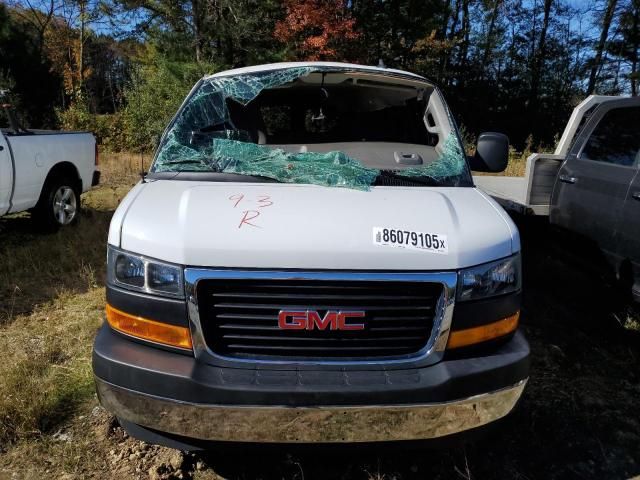 2025 GMC Savana G3500 LT