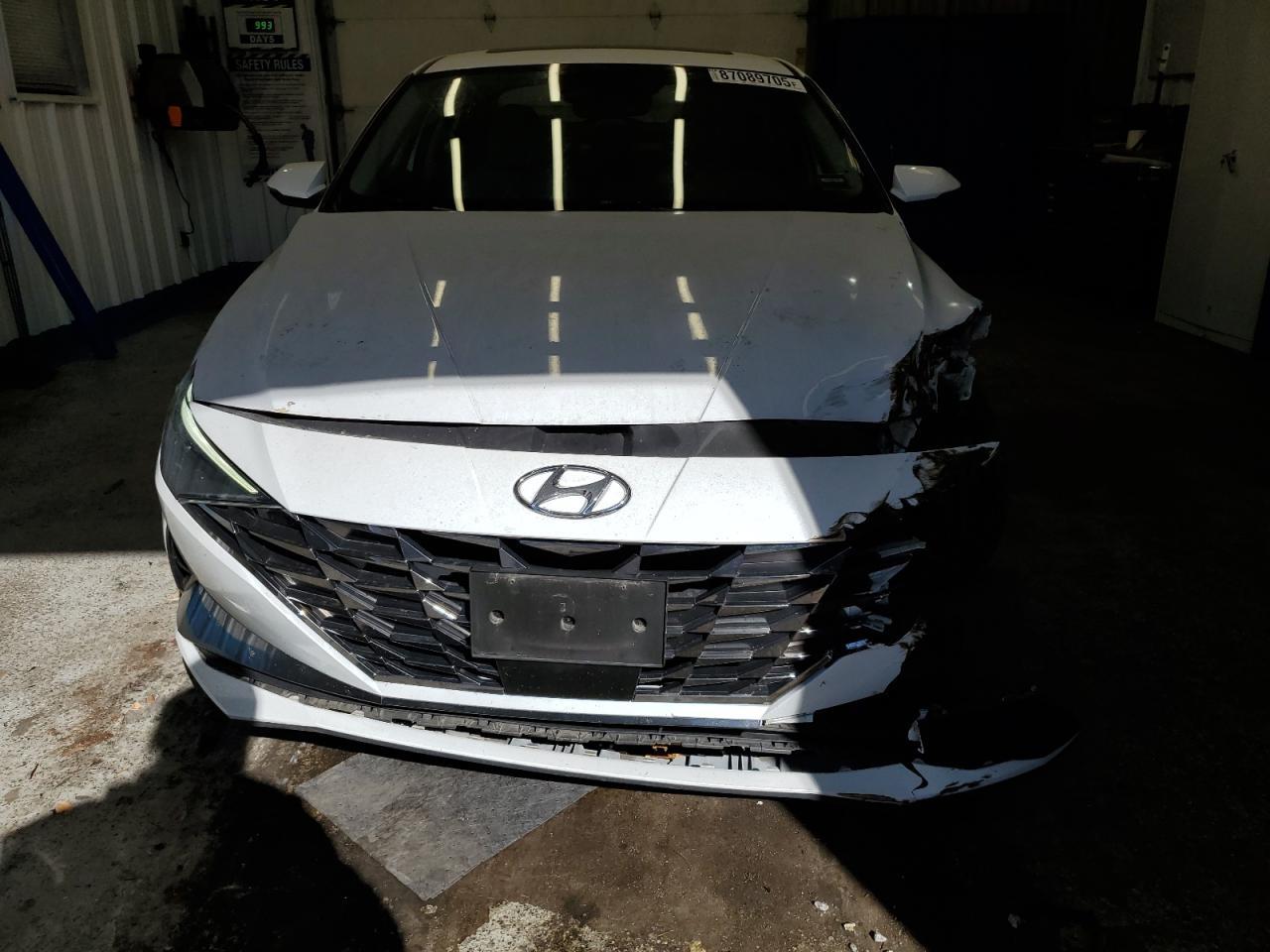 2021 Hyundai Elantra Limited
