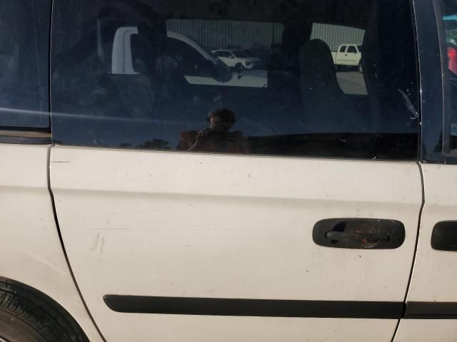 2005 Dodge Caravan SE