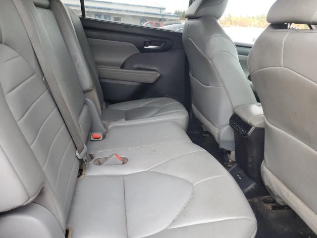 2021 Toyota Highlander xle