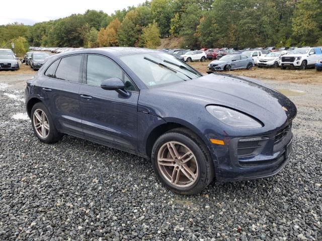 2023 Porsche Macan Base