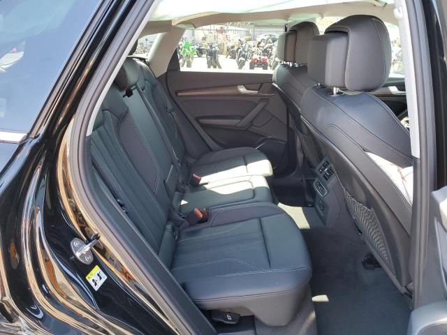 2024 Audi Q5 E Premium 55