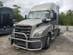 2019 Freightliner Cascadia 126