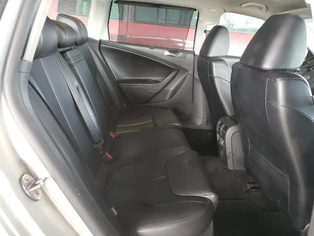 2010 Volkswagen Passat Komfort