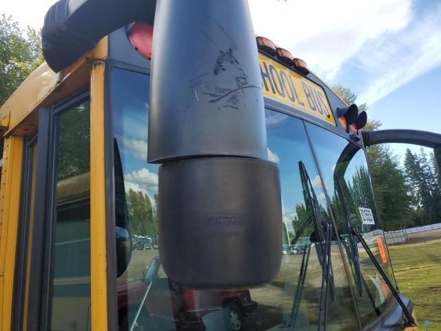 2009 Thomas SAF-T-LINER HDX-School Bus