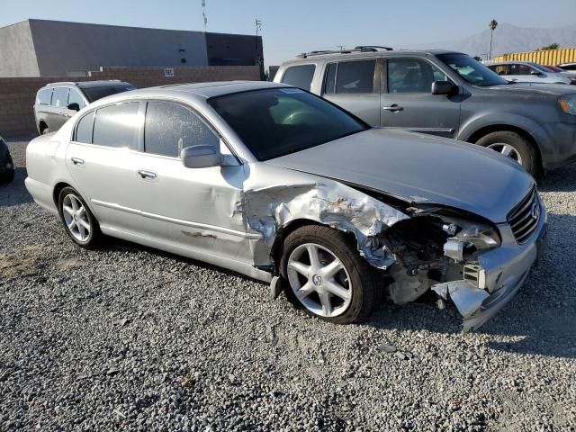 2004 Infiniti Q45