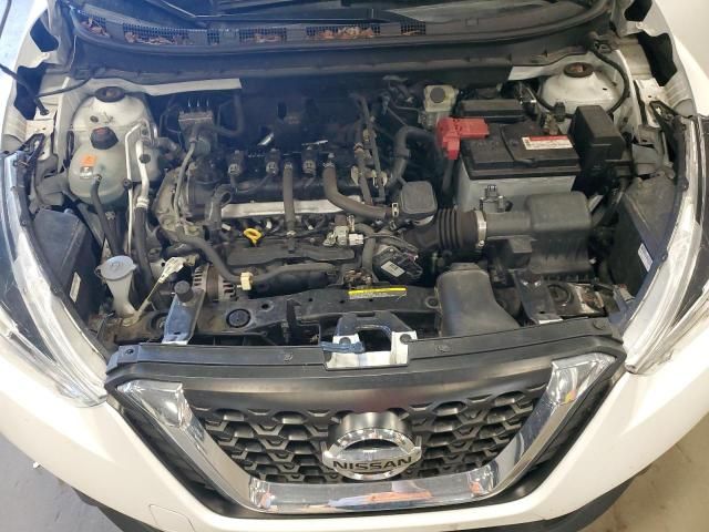 2019 Nissan Kicks s