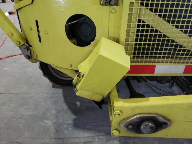 2009 Donkey D12-4CH Forklift
