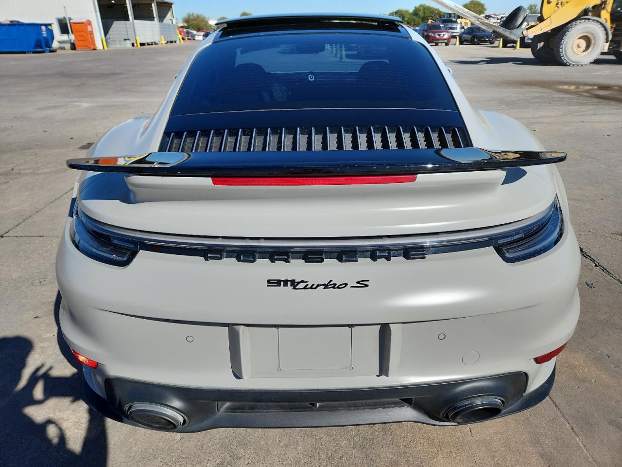 2022 Porsche 911 Turbo