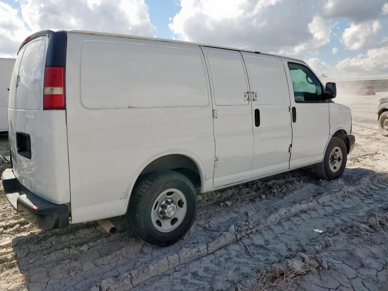 2015 Chevrolet Express G2500