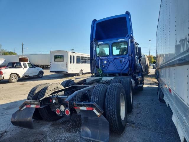 2023 Freightliner Cascadia 126 Semi Truck