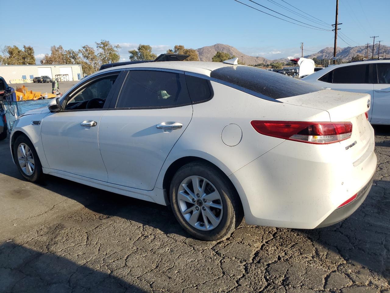 2016 KIA Optima lx