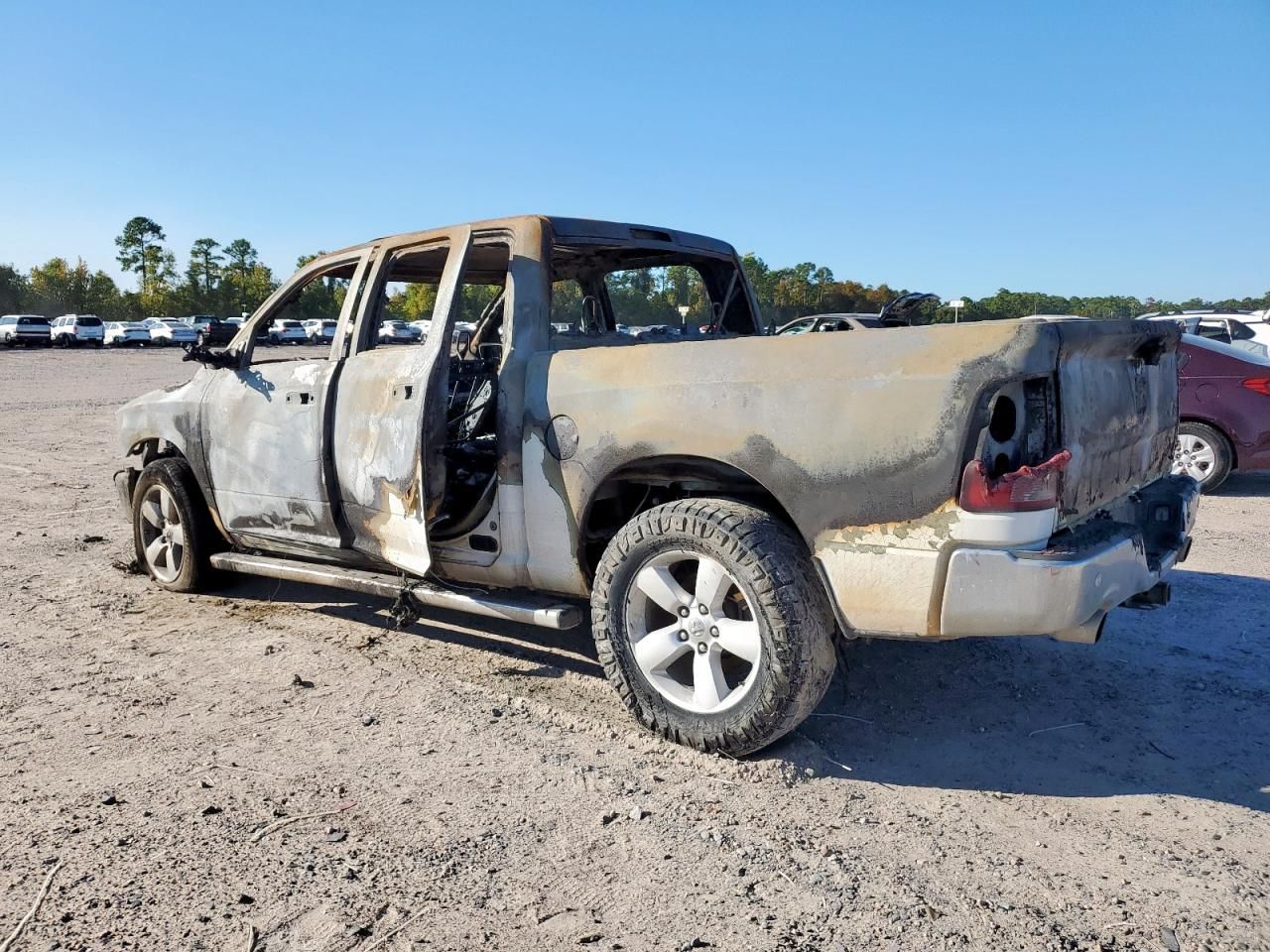 2016 Dodge Ram 1500 slt