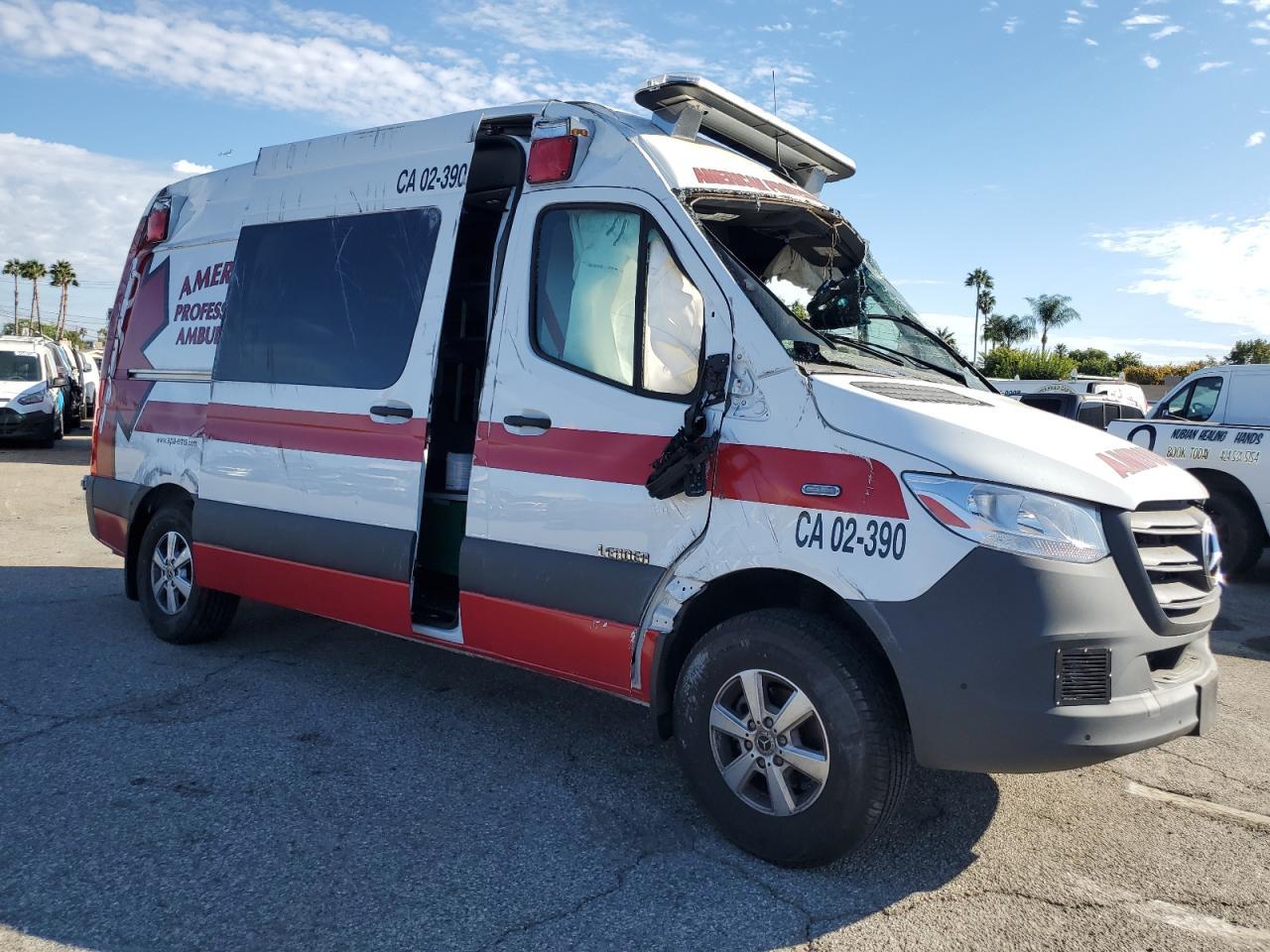 2023 Mercedes-Benz Sprinter 2500