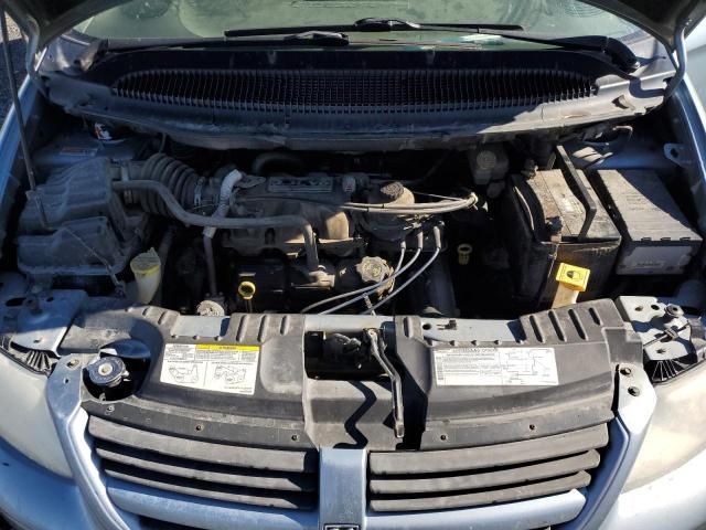 2005 Dodge Grand Caravan SE
