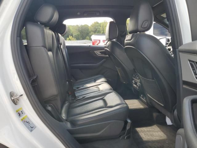 2018 Audi Q7 Premium Plus