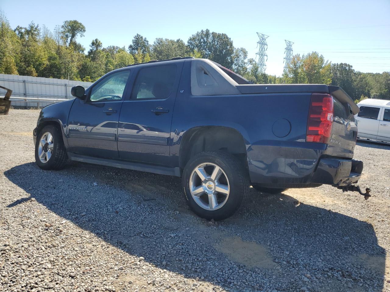 2011 Chevrolet Avalanche LT