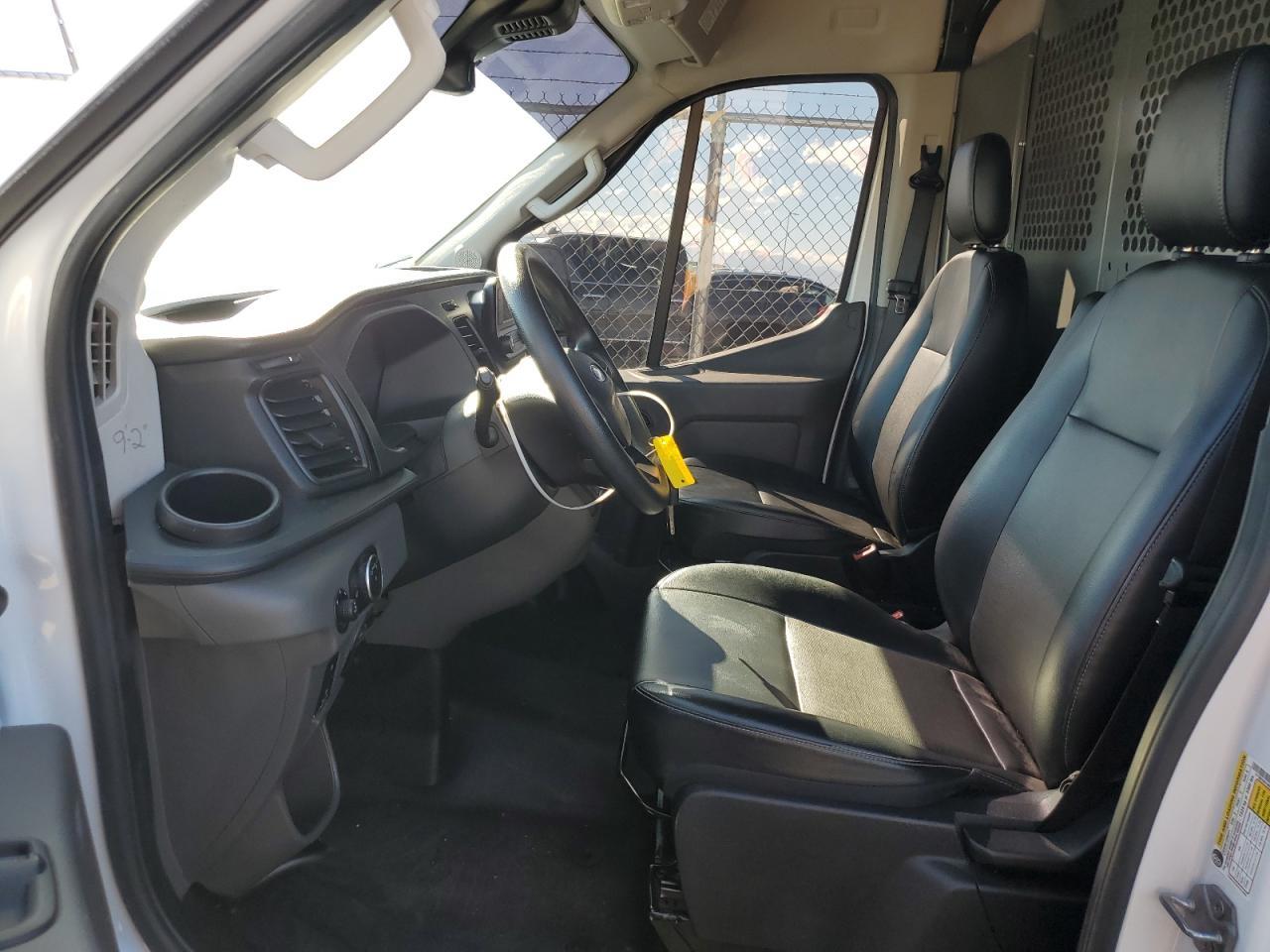 2022 Ford Transit T-250