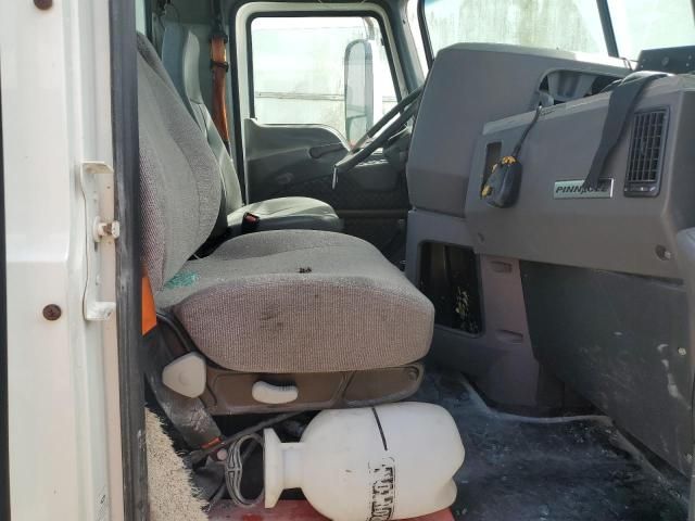 2016 Mack CXU613 Semi Truck