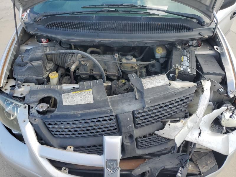 2004 Dodge Grand Caravan se