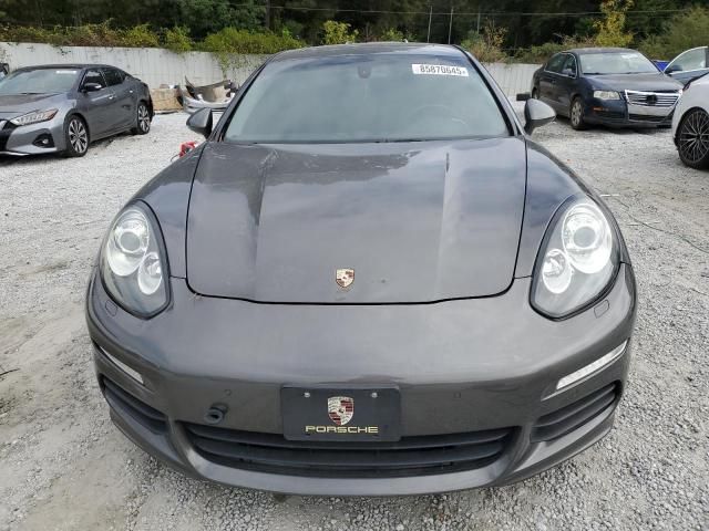 2014 Porsche Panamera 2